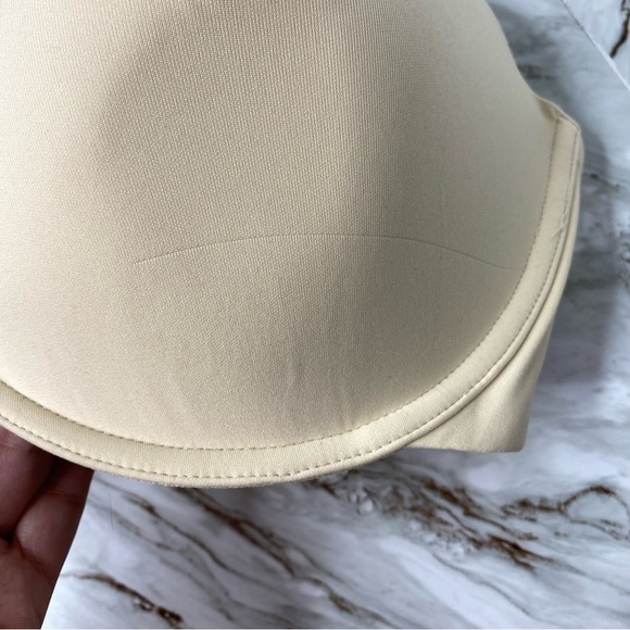 Skims Underwire bra size 40DD Sand, It's new, but I washed it. Never worn. - Picture 5 of 8